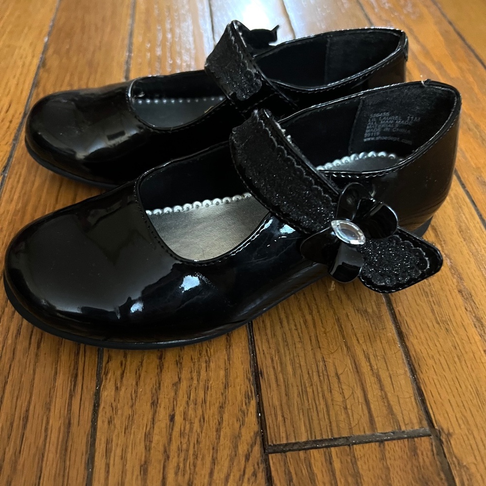 Toddler Girls high heel dress shoes size 11